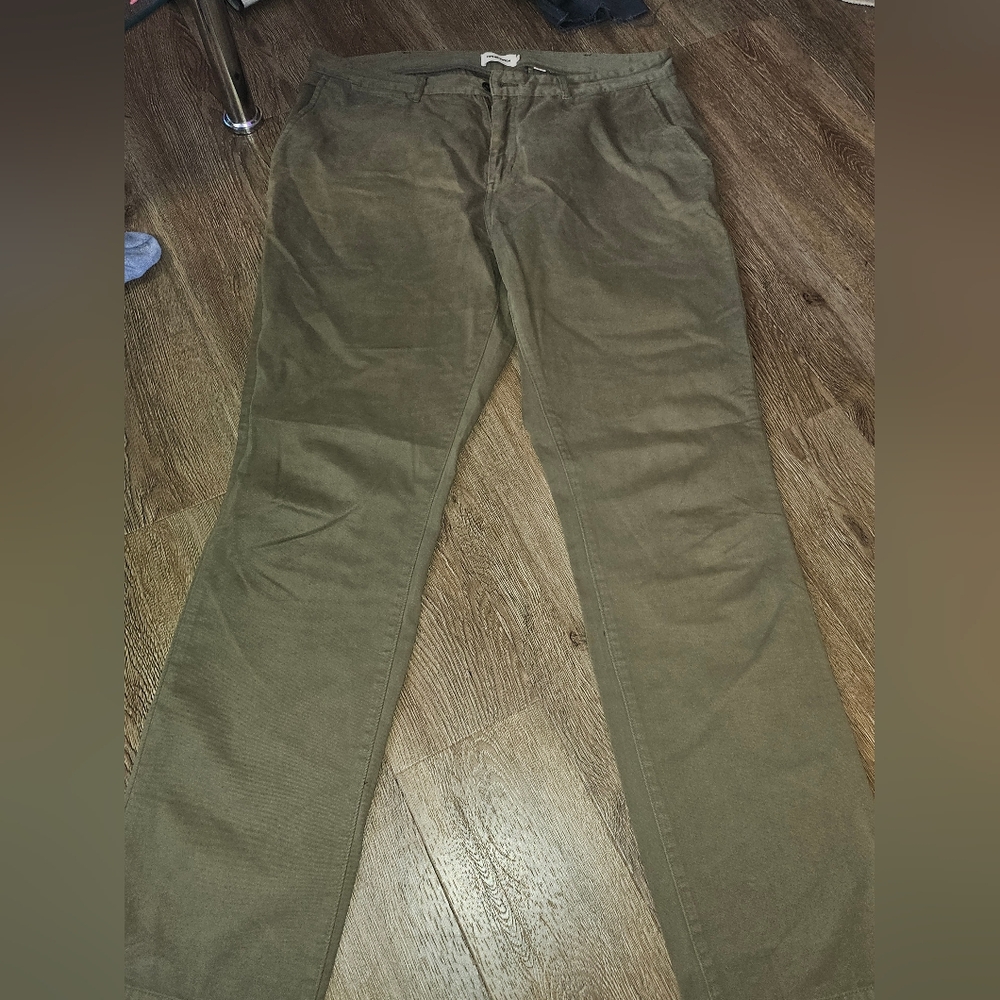 Men's Olive Green Chino Taylor Stitch